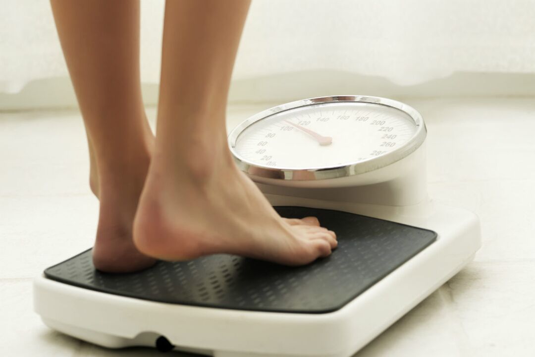 pesagem e perda de peso com parasitas no corpo